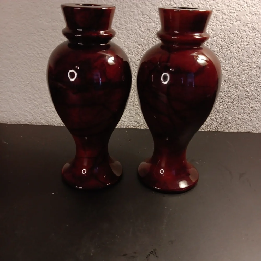 EXQUISITE Pair of Variegated Marble 7